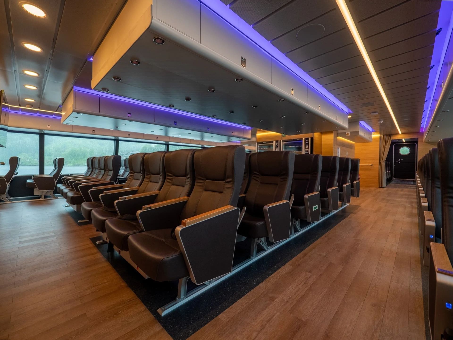 Main passenger cabin of OBLUE AERO 36 with panoramic windows