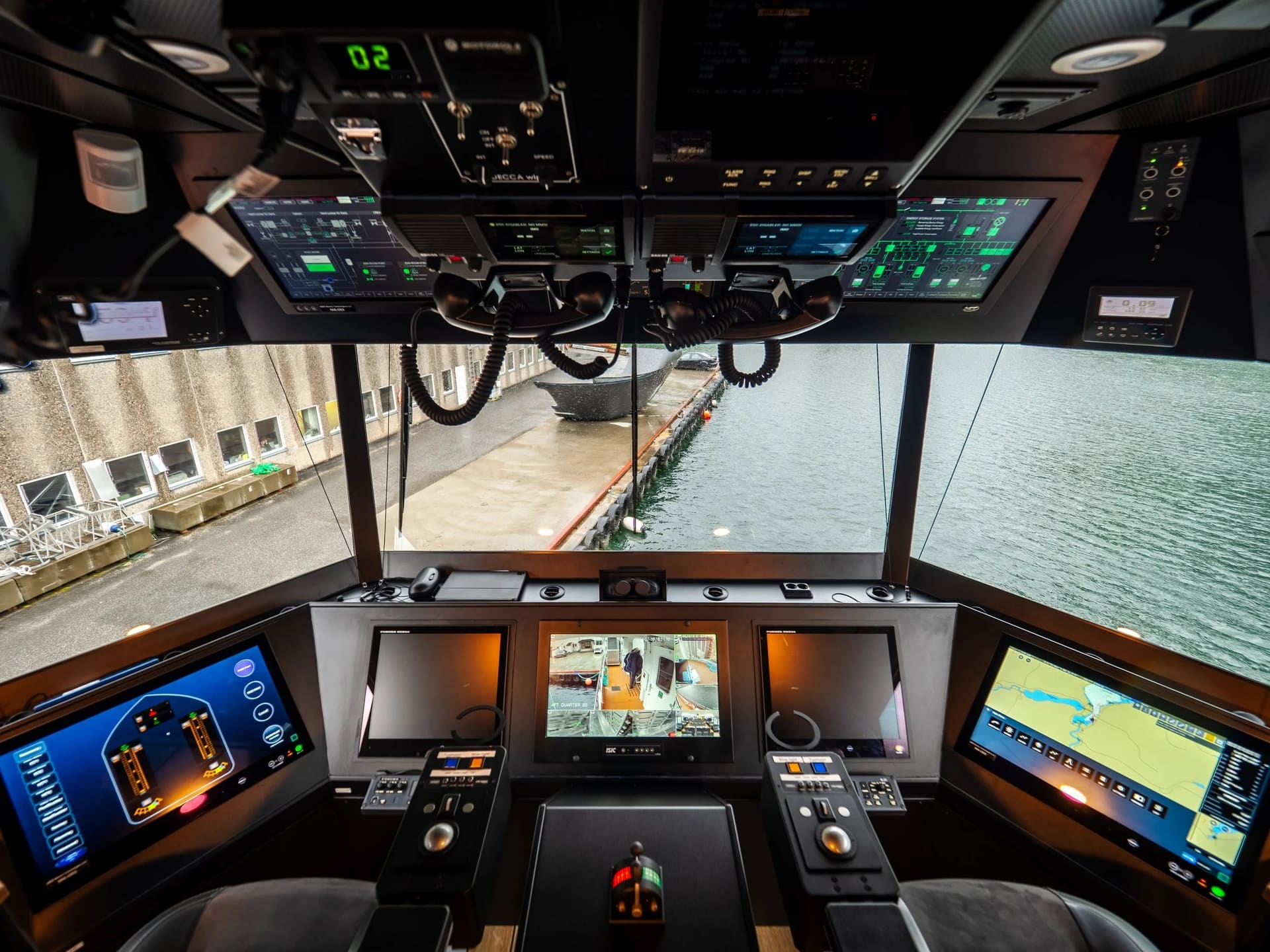 Wheelhouse of the OBLUE FERRY 26H with navigation and energy management displays