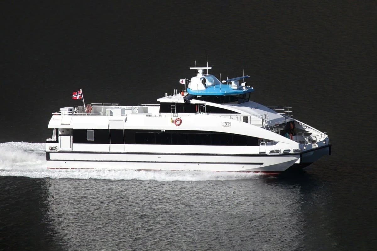 OBLUE FERRY 26 — 25.9 m · 147 PAX · 30 kn